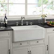 Freestanding Sinks