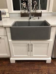 Single Bowl Sinks